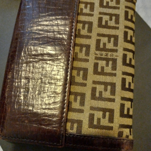 COPY - Fendi Zucca Kisslock wallet - Picture 5 of 12